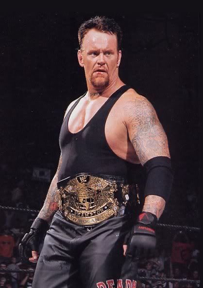 The Undertaker would win his 7th WWE Championship via countout in a dark match at an October Smackdown taping.To taunt his former adversary, he would carry the name “Hulk Hogan” on his belt. #WWE  #AlternateHistory