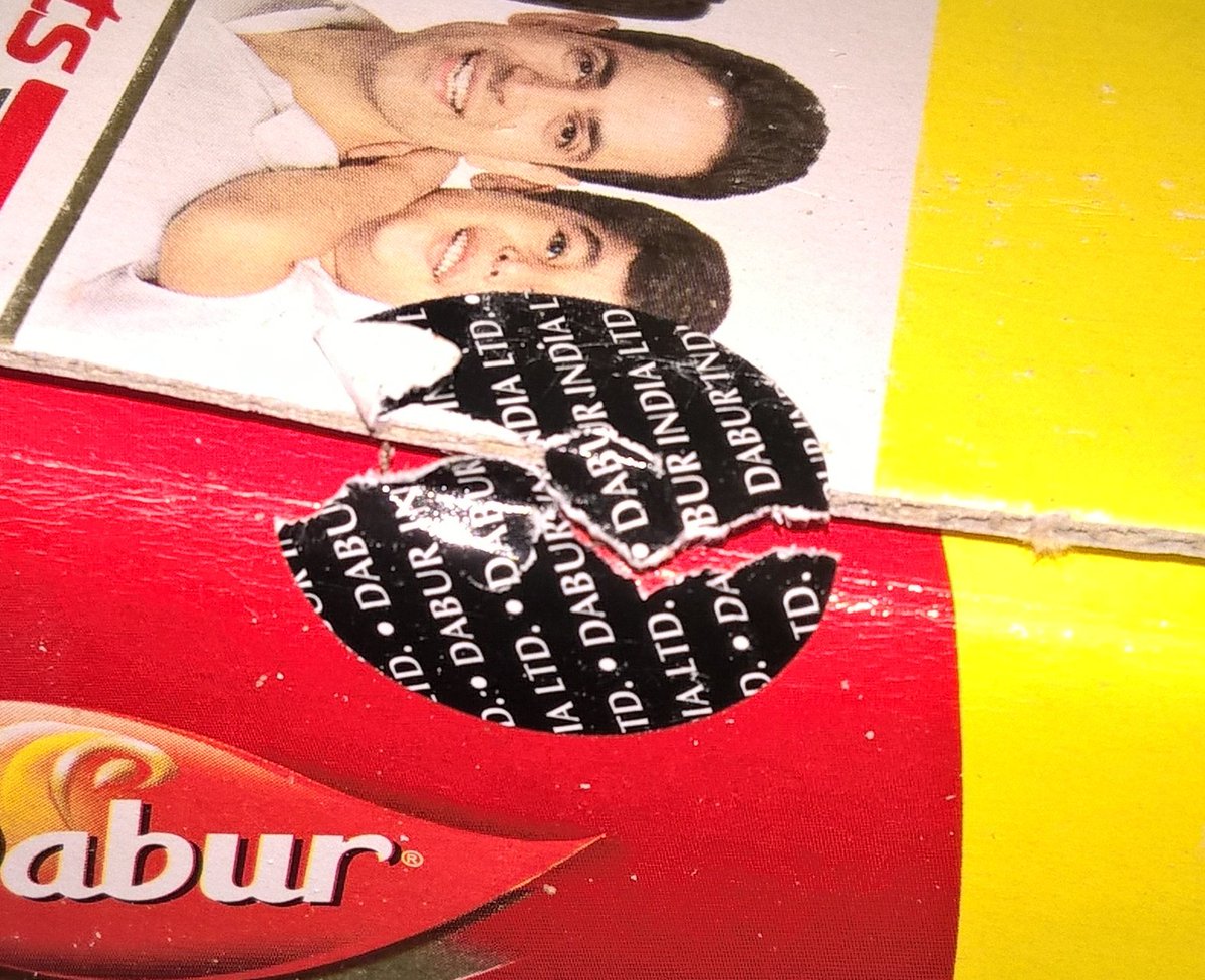 pratyushdixit's tweet image. Tempered, Seal torn &amp;amp; broken #daburredtoothpaste delivered by @grofers. What is the point of delivering seal broken &amp;amp; tempered stuff in difficult #CoronaPandemic times? #Grofers is not even replacing saying it is safe to use

FYI @fssaiindia @DaburIndia #Covid_19india @DDC_India