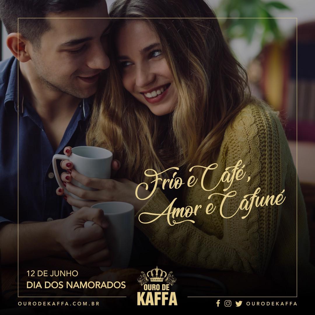 Este frio está pedindo muito #café e carinho 🤗☕️
⠀
⠀#ourodekaffa #cafeteria #diadosnamorados #caféemcasa #conectadospelocafé #amoresqueconectam #viacafé #suldeminas #varginha #gardenevocê