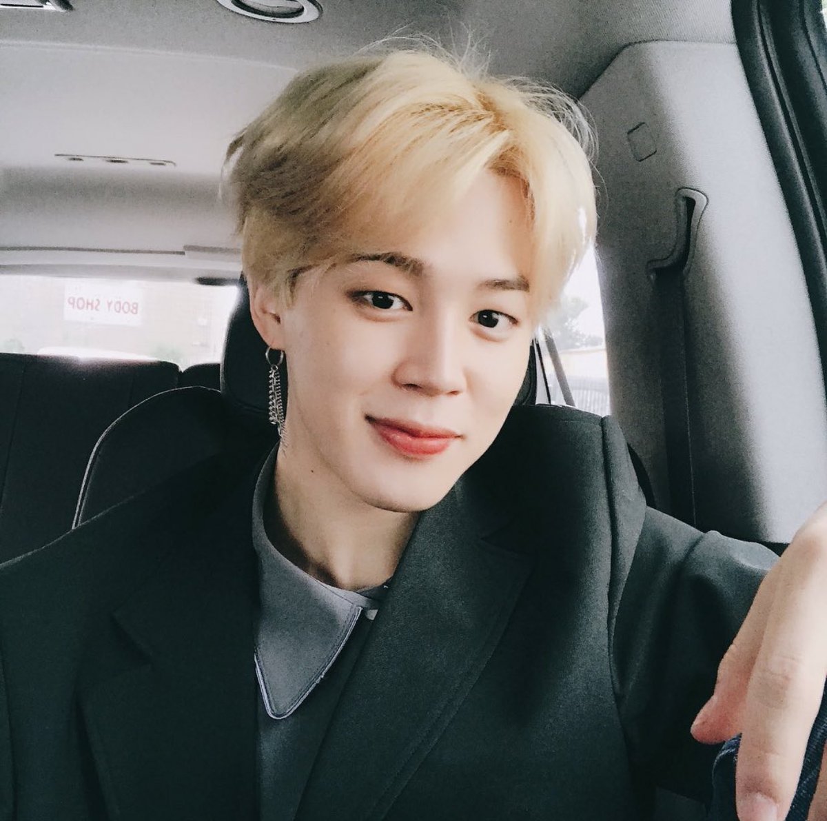 jimin boyfriend material ; a thread