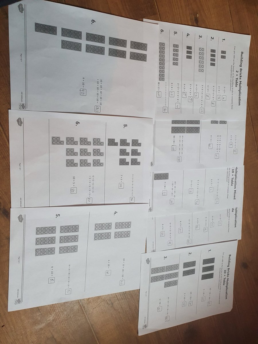 sh4n15's tweet photo. @athersleynp after many weeks of trying to get poppie to do a little work she finally cracked on and did 8 pieces with a little bit of colouring too https://t.co/z1VsiWPVWo