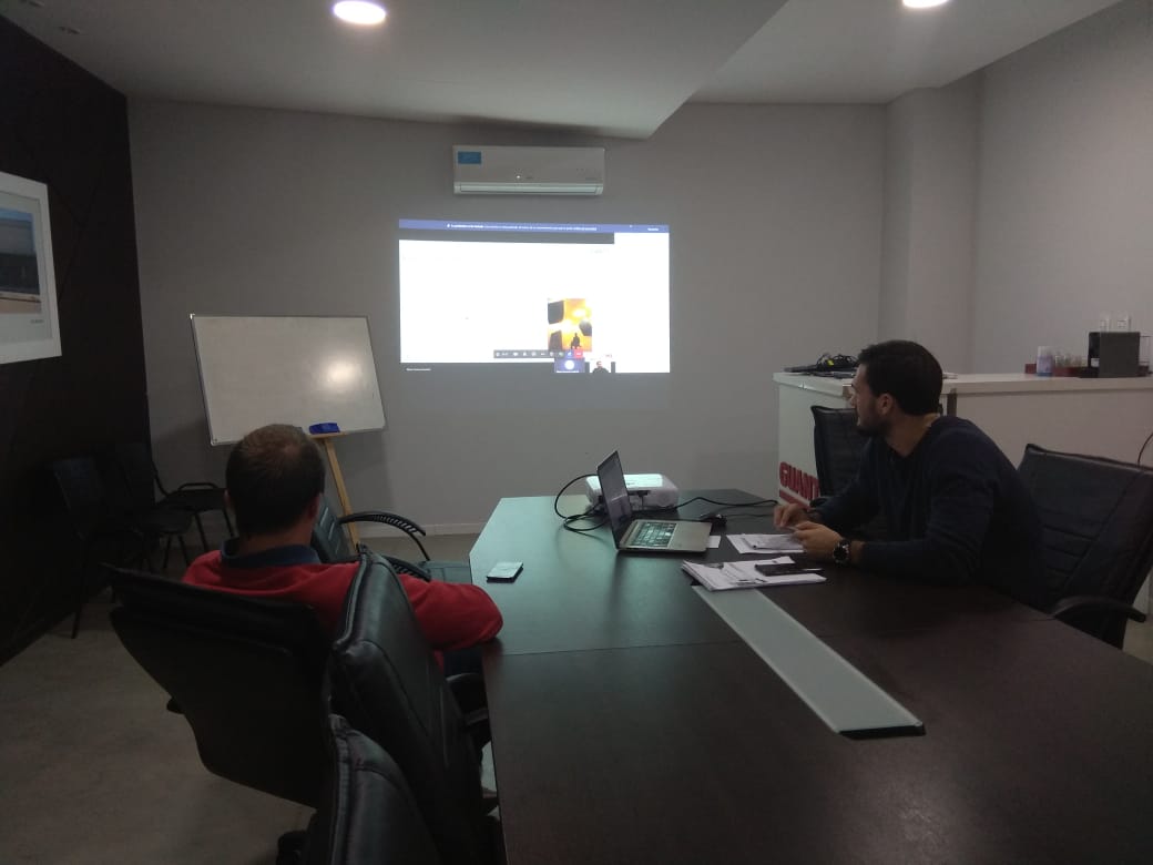 Compartimos algunas imágenes de la Capacitación dictada por nuestros amigos de 3M Argentina sobre la utilización de Equipos EARfit!

#Guantex #seguridadindustrial #3M #EARfit