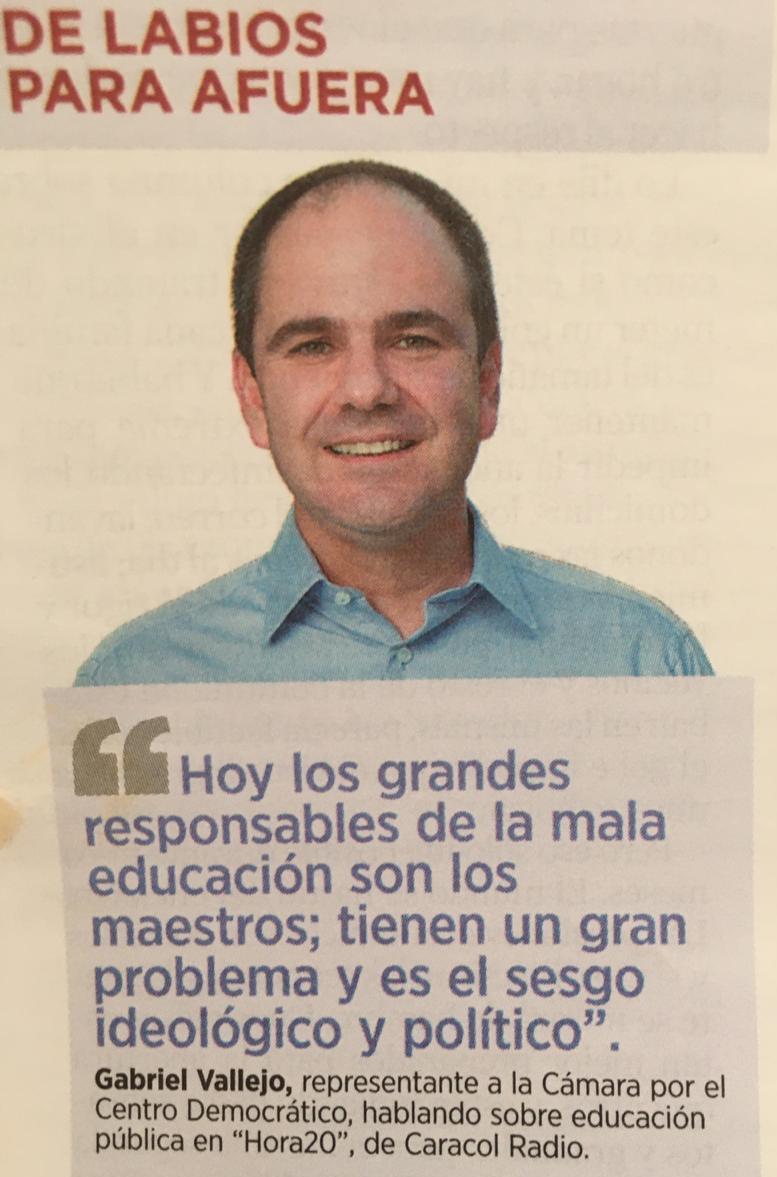hbayonar's tweet photo. Los profesores de la Facultad de Educación @FacuEducacion  de @Uniandes  rechazamos rotundamente las declaraciones de Gabriel Vallejo. Desinforman y desprestigian una profesión que ha trabajado por la construcción social del país. 
#OrgullosamenteMaestros  
Tomado: @elespectador https://t.co/xZCVcaraAq