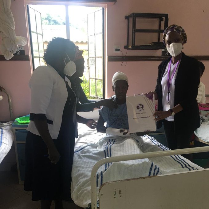 FIDA-Kenya's ED @Awireri visits the victim of police brutality in Nakuru Level 5 hospital. We must put a stop tp Gender-Based violence, especially when instigated by law enforcement.