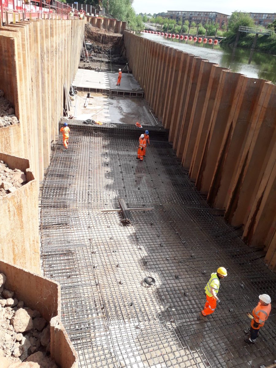 JasonJLeach's tweet photo. Is this the biggest hole ever dug for a fish? Our hole at Diglis could hold 15 Blue whales. Pondering @SevernUnlocked what else could we fit in the 100x8x8 m hole? #fillahole the #Shad will once again return to the upper Severn. @CanalRiverTrust @HeritageFundM_E @EnvAgencyMids https://t.co/Us3jU3wnTD