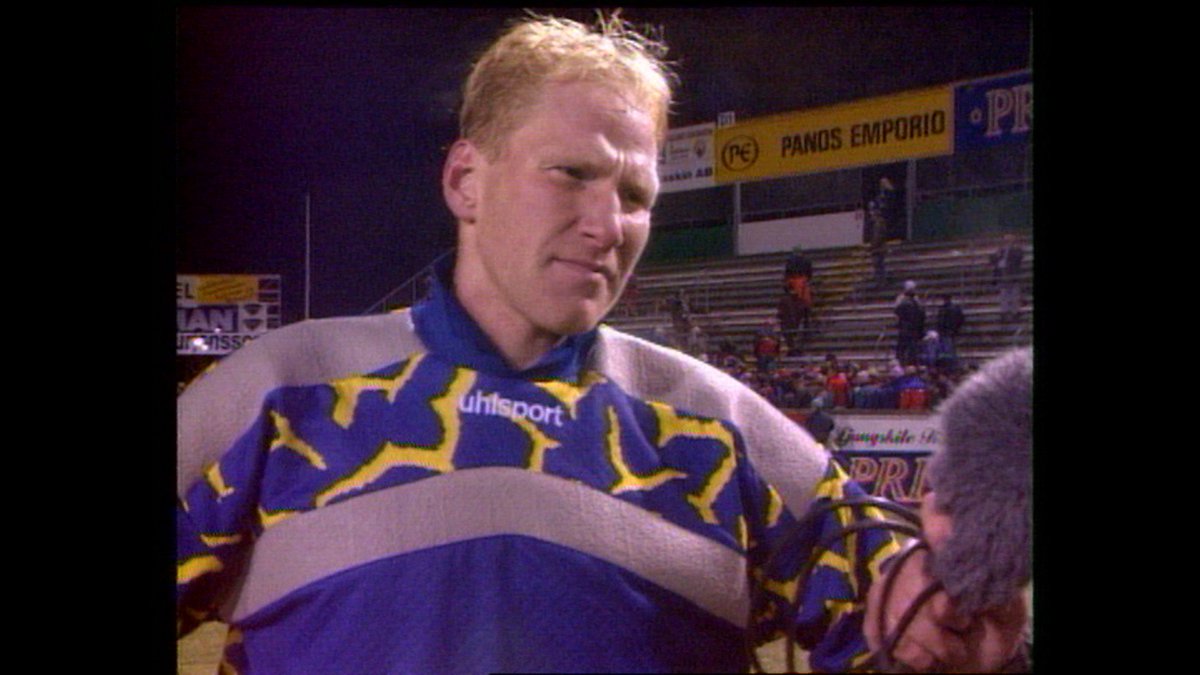 Uhlsport gick på knock 1997: Ljungskiles målvaktströja med fleece-detaljer!