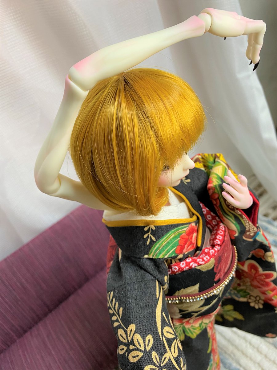 TmktNo's tweet photo. 私が何かにつけて「雪さんは意外と着られる服が多い」と呟くのは他ならぬ自分がお迎え検討時に「背中に腕あったら着られる服の種類が少ないのでは…」と悩んだから(着せ替えて遊ぶのは別に必須じゃないけど)。迎えてみてわかったのは『意外となんとかなる』。
#Hyaline
#dreamvalley https://t.co/4zAkuRqmd0