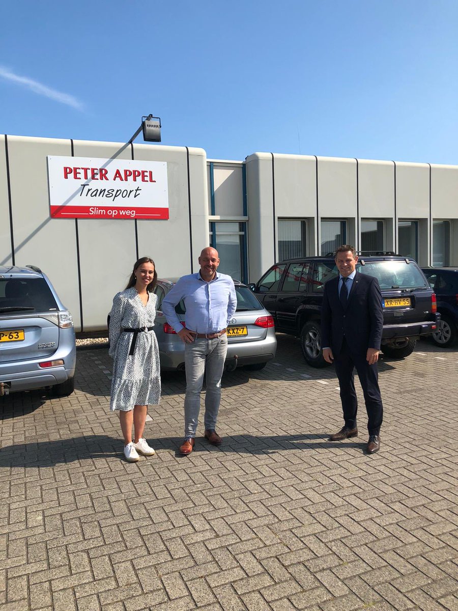 Zeeland door voor gesprekken met ondernemers. Van Peter Appel Transport (over innovatie in de logistiek) in Kapelle naar Lamb Weston Meijer in Kruiningen (over positionering van Zeeland, droogte en aardappelen). 1/2