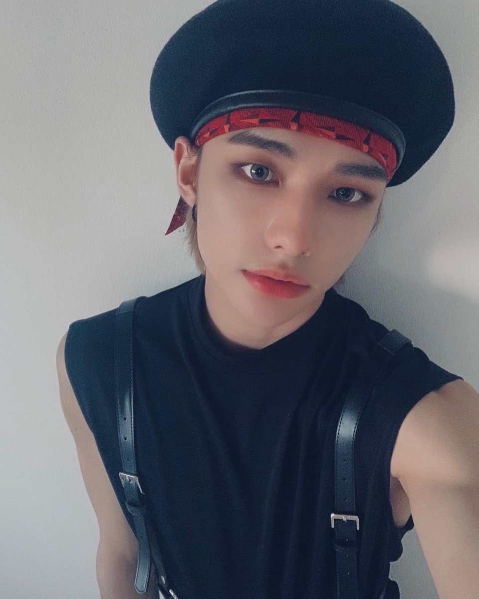 StrayKidsBEL's tweet photo. [INSTAGRAM x #HYUNJIN]

Boom boom 🤪

#straykids #Lovestay #Finding_StrayKids

1/2 https://t.co/NL58y9sNAH