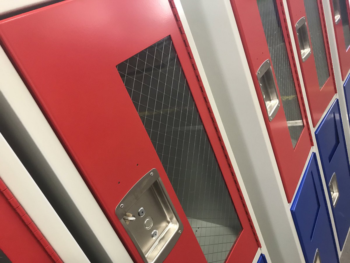 DebourghMfg's tweet photo. Northside Elementary Sun Prairie ISD/ Sun Prairie, WI

#Core #CodeRed #AshGray #RoyalBlue #ThoseColors!  #FireDoors #WasteDoors #SentryThreeLatch #DeBourgh #Lockers #SolidVenitilation #SlopeTop https://t.co/4MDq8ohnTg