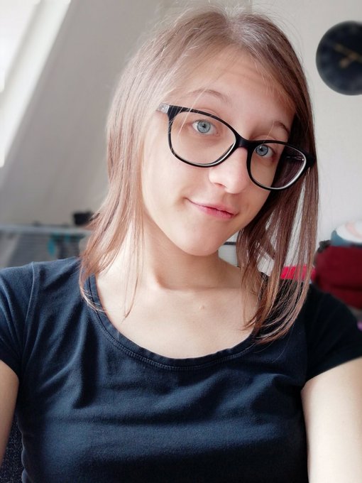 Spots and I didn't get online today because we FINALLY GOT HAIRCUTS. I feel light again ;w; And it's