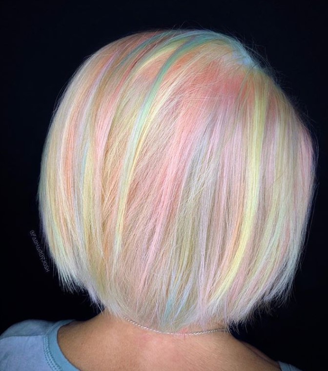 BettyDain's tweet photo. This beautiful client wanted to switch things up a bit and do some subtle rainbows for pride month🌈 @fabhairbyjosh #bettydain https://t.co/JnI2gVBuUi