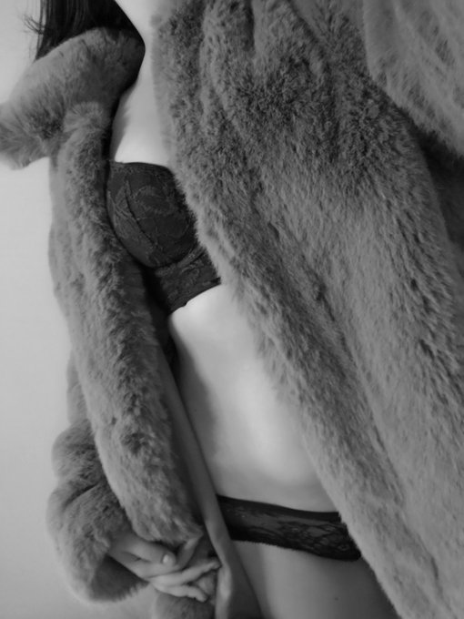 @_LittleKittenn_ 🦄SUBSCRIBE FOR PERKS - $10🦄  ♡ Solo posts + b/g content ♡ FREE 1:1 conversations ♡ Access<a class="tags" target="_blank" title="On Twitter" href="/?out=eyJ0eXAiOiJKV1QiLCJhbGciOiJIUzUxMiJ9.eyJpYXQiOjE3MjU4ODU2NTksImlzcyI6InR3cG9ybnN0YXJzLmNvbSIsIm5iZiI6MTcyNTg4NTY1OSwiZXhwIjoxNzU3NDIxNjU5LCJyZWRpcmVjdF91cmwiOiJodHRwczovL3R3aXR0ZXIuY29tL19MaXR0bGVLaXR0ZW5uXyJ9.6TtsKriFydJ1PgVA86Nrxx8uLbjOo5_yBjUbAzqGFCXRBcwL7C8GUrx4PS-tj_eTh_6VOYspmBEgHeecPtTj9Q">@_LittleKittenn_</a>