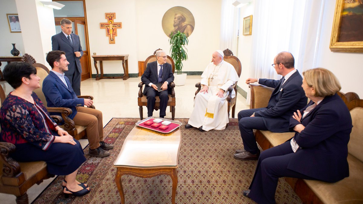 "Riflettete sul ruolo dei #laici, trovate nuove forme di presenza e partecipazione anche delle #donne": è quello che <a href="/Pontifex_it/">Papa Leone XIV</a> ha chiesto alla Presidenza #Meic nell'udienza di stamattina in Vaticano. Grazie Santo Padre! meic.net/index.php?id=4…