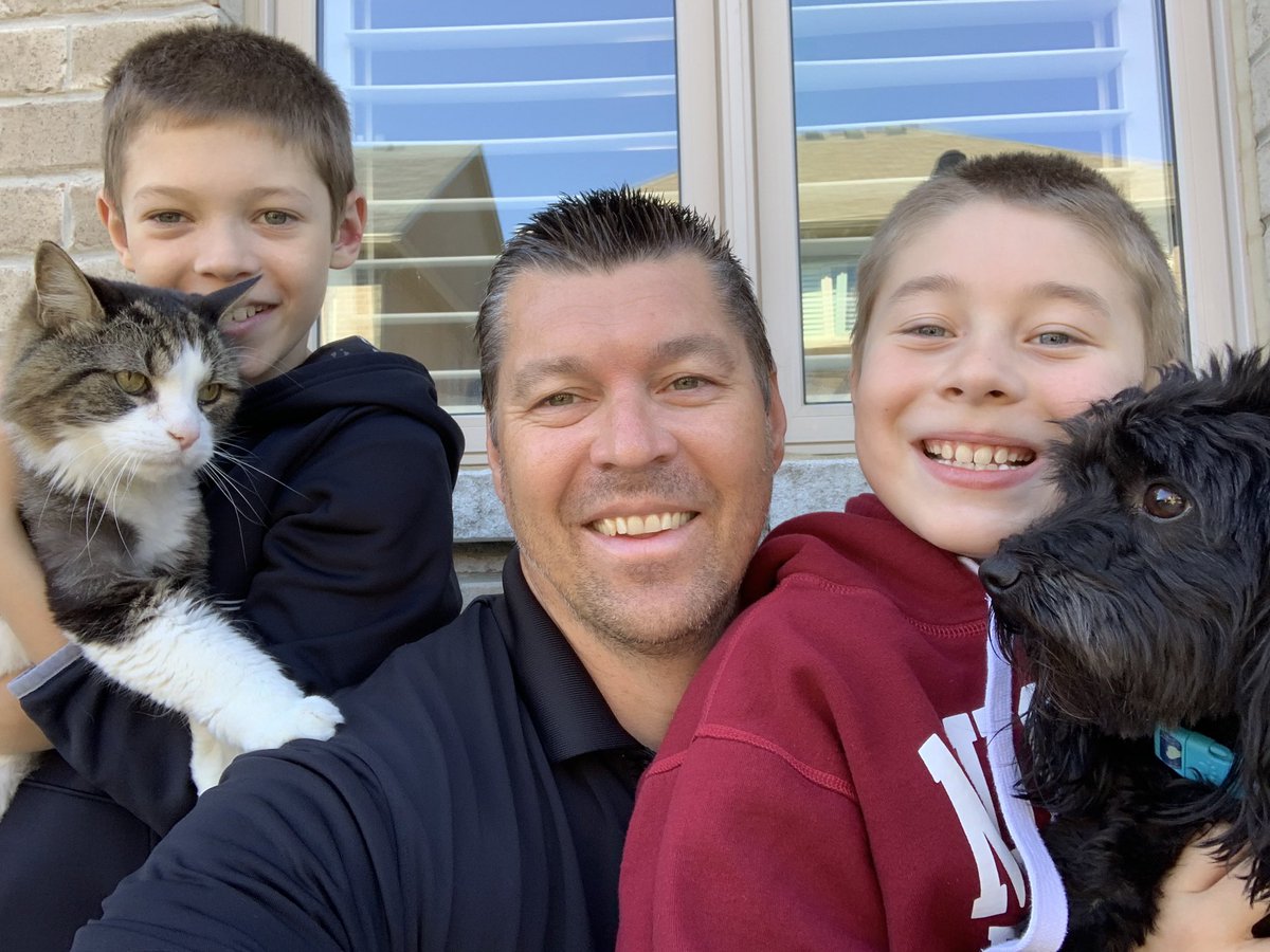 Cutest furry friends 😍 thanks <a href="/cetilley45/">Christopher Tilley</a> your boys are also extremely cute ❤️