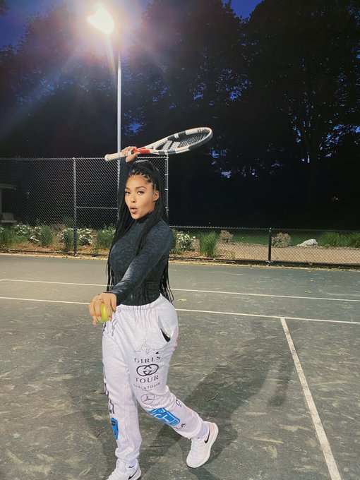 Game faces🎾🤍 https://t.co/tvVmLVDQkm