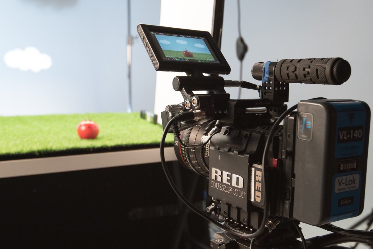 EvelynTimson's tweet image. Views from our in house studio!!

#BehindTheScenes #BTS #EffectiveVideo #EffectiveStrategy #Cinegy #ProductionCompany #DigitalMarketing #BrandVideo #CorporateFilm #ThePowerOfFilm #InHouseProductionTeam #FilmCrew