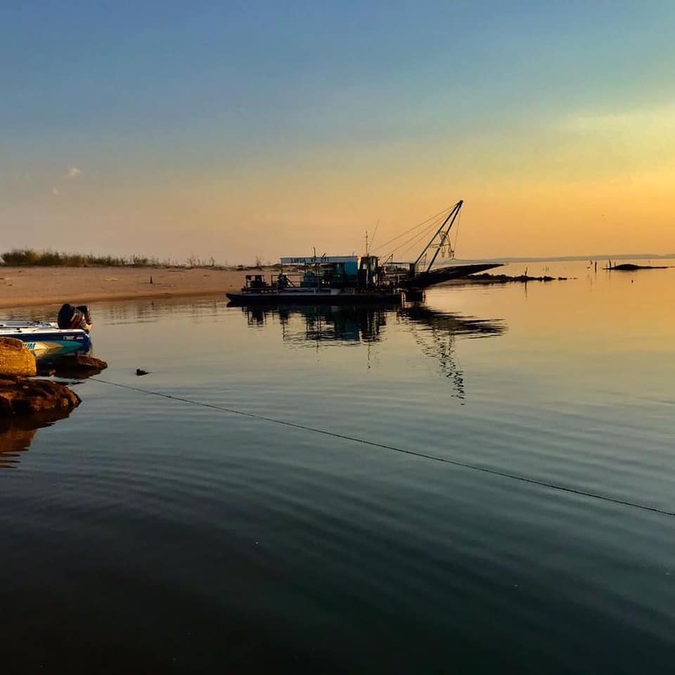 KaribaHolidays's tweet photo. #Kariba is back on the rails. The fishery is back to life, the Kariba Dam Splash Pool Rehabilitation Project is well, the lake is filling up &amp; opening to boating again. Electricity generation is on the up. Where else would you rather be when the lockdowns ease up? #KaribaCall. https://t.co/exPQHD4O9O