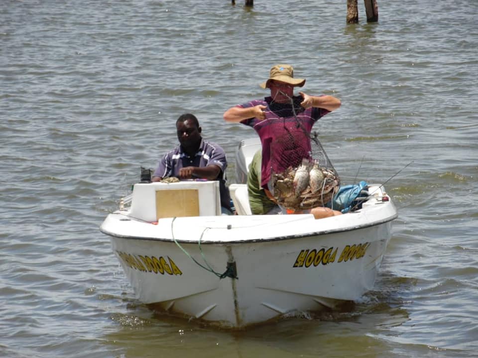 KaribaHolidays's tweet photo. #Kariba is back on the rails. The fishery is back to life, the Kariba Dam Splash Pool Rehabilitation Project is well, the lake is filling up &amp; opening to boating again. Electricity generation is on the up. Where else would you rather be when the lockdowns ease up? #KaribaCall. https://t.co/exPQHD4O9O