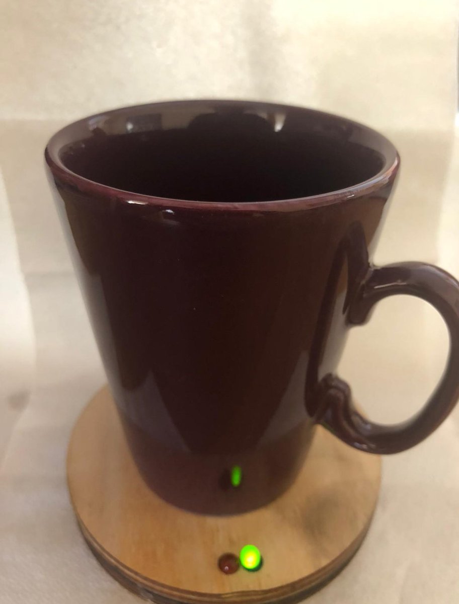 ProductsStutech's tweet photo. Hier ziet u de #Thermocoaster. Het products is af en klaar voor verkoop. Neem gerust contact met ons op als u vragen of interesse heeft!
#JongOndernemen #JO #thee #studentcompany #staysafe #hot #innovative #proud #stutech https://t.co/kdN684ICS9