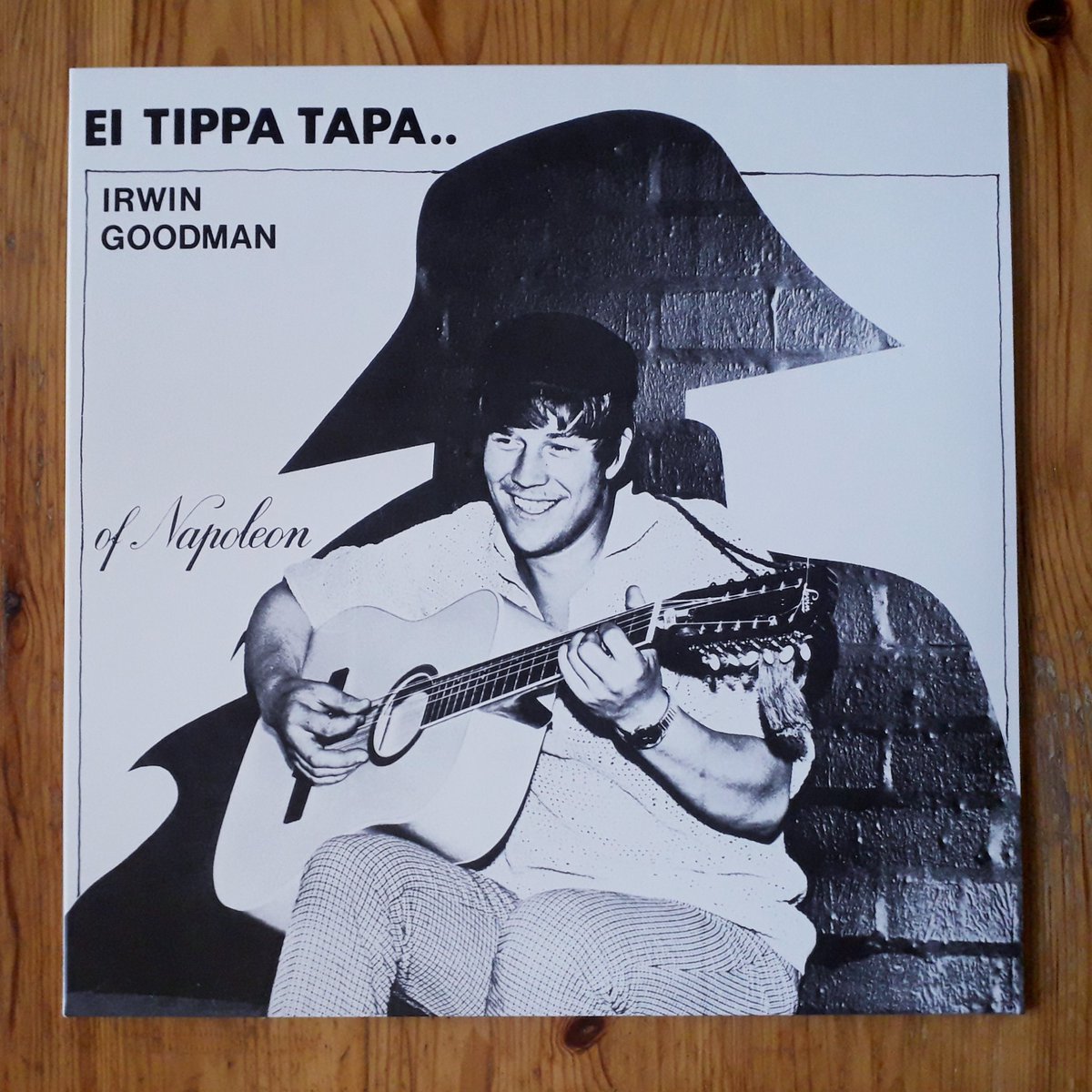 Huovinen_J's tweet photo. Kävin juuri hakemassa postista tällaisen LP-uudelleenjulkaisun. 🎶🎶
#IrwinGoodman
#LPlevyt
@Levykauppax https://t.co/9GyTFMmYwh