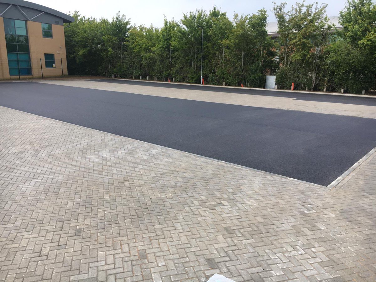 PhoenixSurf's tweet photo. 120t of the black stuff laid this week. Some carpark surfacing for one of our valued clients. #tarmac #midlands #contractor #carparksurfacing https://t.co/i0G3HnyZYO