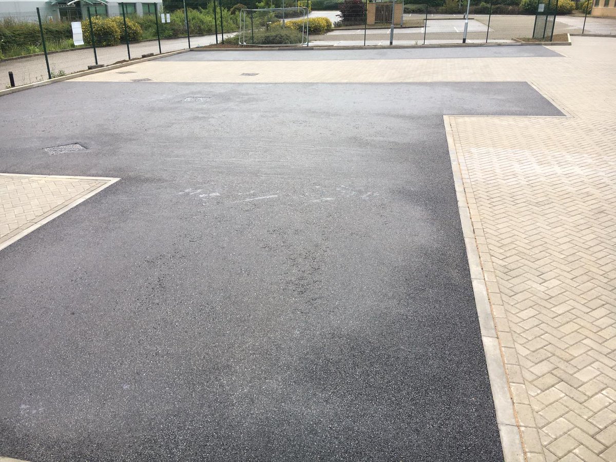 PhoenixSurf's tweet photo. 120t of the black stuff laid this week. Some carpark surfacing for one of our valued clients. #tarmac #midlands #contractor #carparksurfacing https://t.co/i0G3HnyZYO