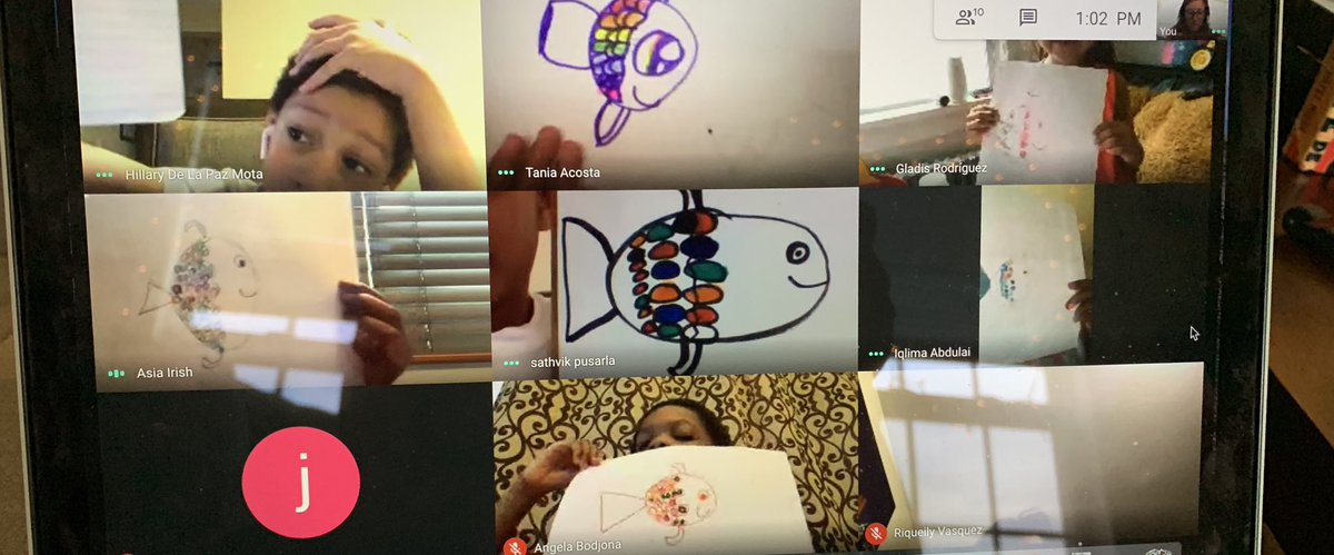 We had another wonderful google meet with our kindergarteners! They loved our guided drawing lesson based off the book, Rainbow Fish! 🌈🐠