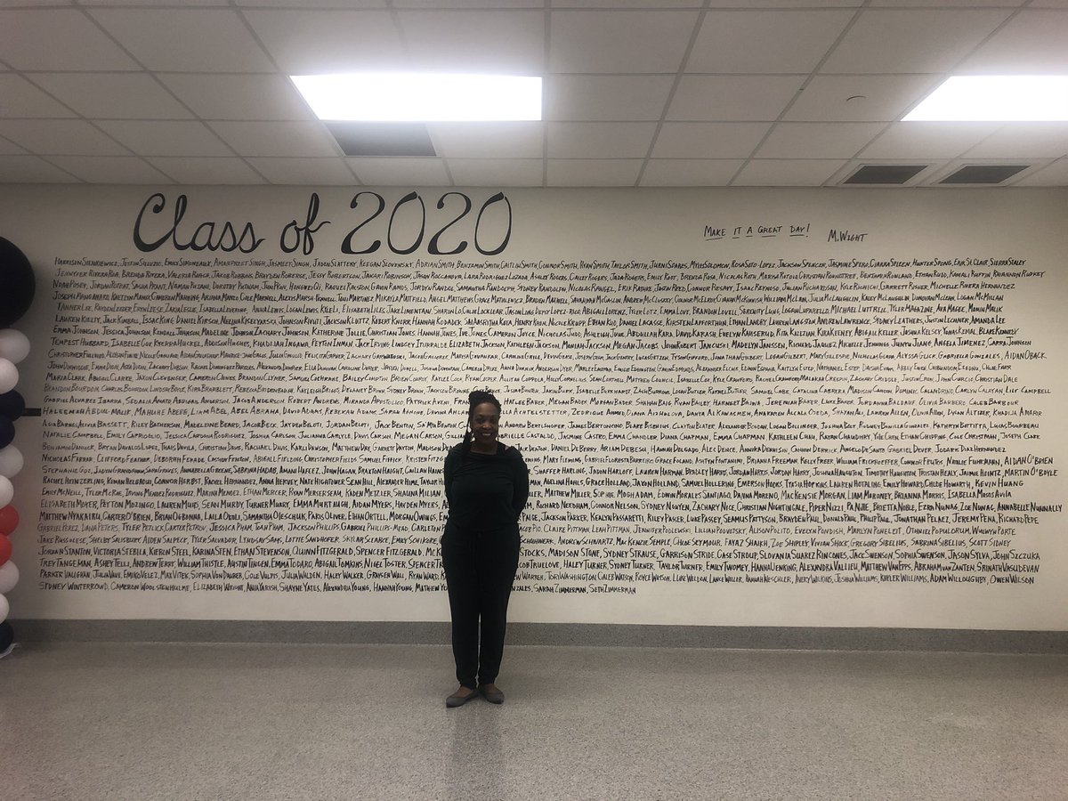GingerMWooten's tweet photo. Congratulations @apexfriendship Class of 2020! I couldn’t stay away!@❤️@WCPSS https://t.co/Od0wodoMZg