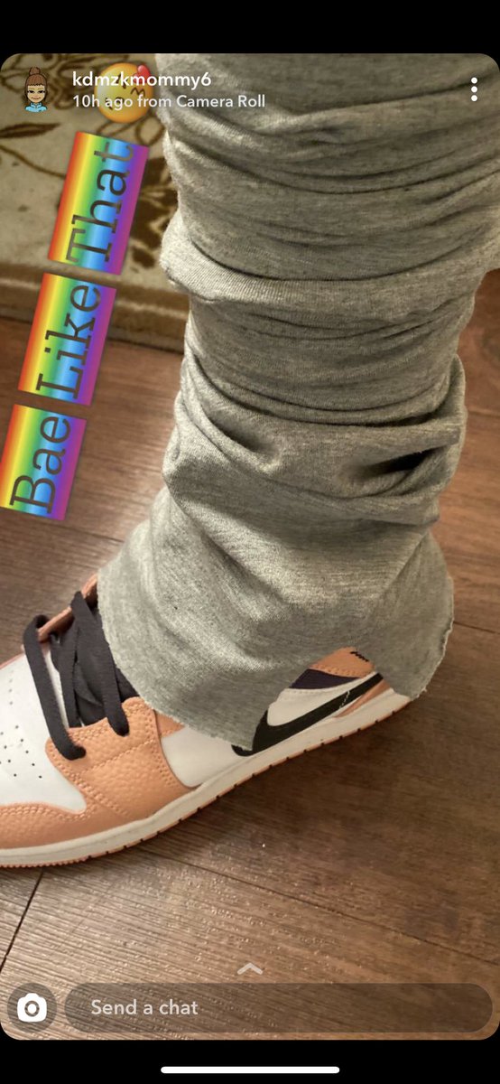 Dang_SheFine's tweet photo. Stacked pants by me ‼️‼️ dm for orders 😊 https://t.co/mHmC65QKnI