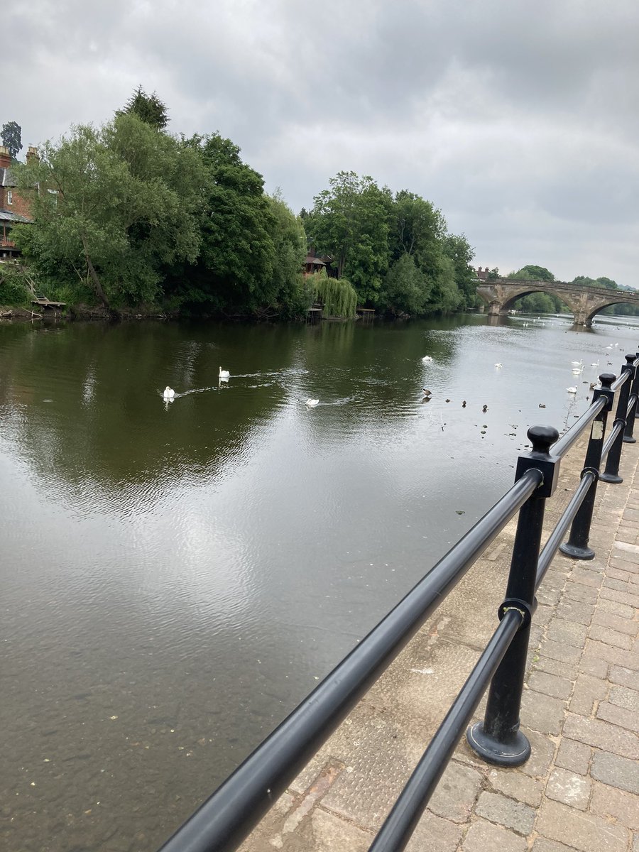 lillaura1986's tweet photo. @Yr2Corngreaves today we have enjoyed a visit to Bewdley and learnt about the River Severn, Mummy is back in work from Monday so we thought we would make the most of our last day at home with her, we also made bird feeders to try and get a Blue Peter badge https://t.co/xJFLeR44fJ