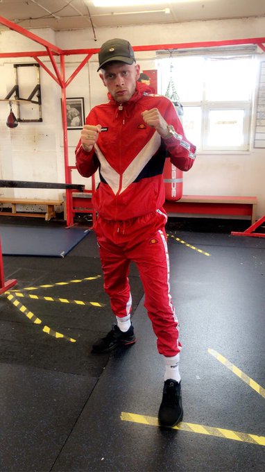 Watch 👑THES̶C̶A̶L̶L̶Y̶K̶I̶N̶G̶👑's leaked NSFW photo on TwXstars