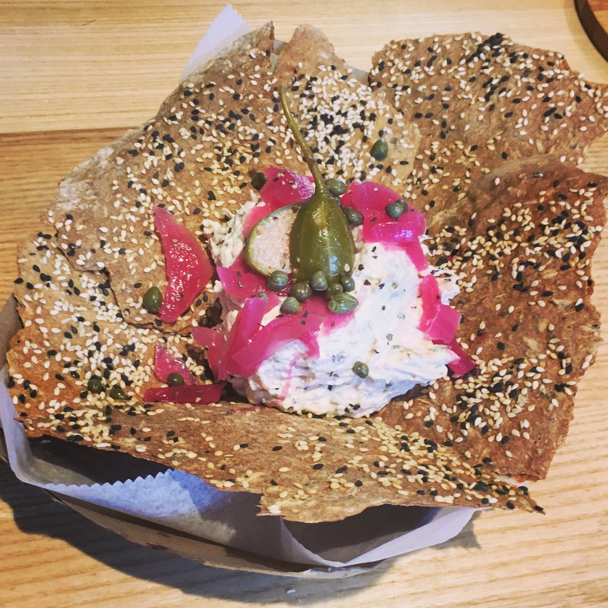 our Smoked Salmon Dip and these Spent Grain Crackers by Indy’s own <a href="/4birdsbakery/">4 Birds Bakery</a> are ready for the weekend: choose same-day Pick Up or get Free Shipping when ya mix &amp; match any $75+ at shop.smokinggoose.com/smoked-salmon-…