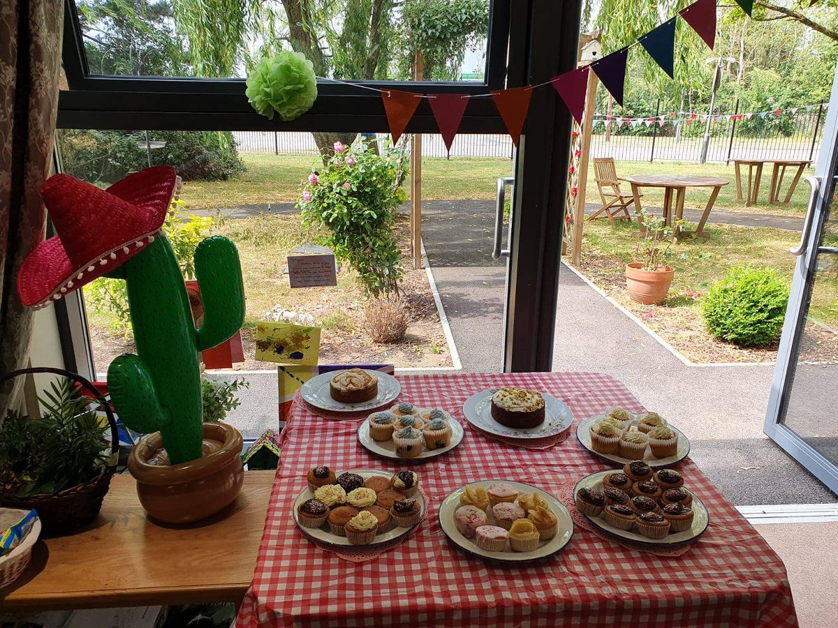 layston_grove's tweet photo. A fun filled Friday raising money and supporting the @alzheimerssoc with our very own Mexican inspired Cupcake Day 🧁#carehome #buntingford #hertfordshire #royston #alzheimerssociety #UnitedAgainstDementia #support #teamwork @HertsMercury @roystoncrow @Hertford_Local https://t.co/lWzJUx0zLN