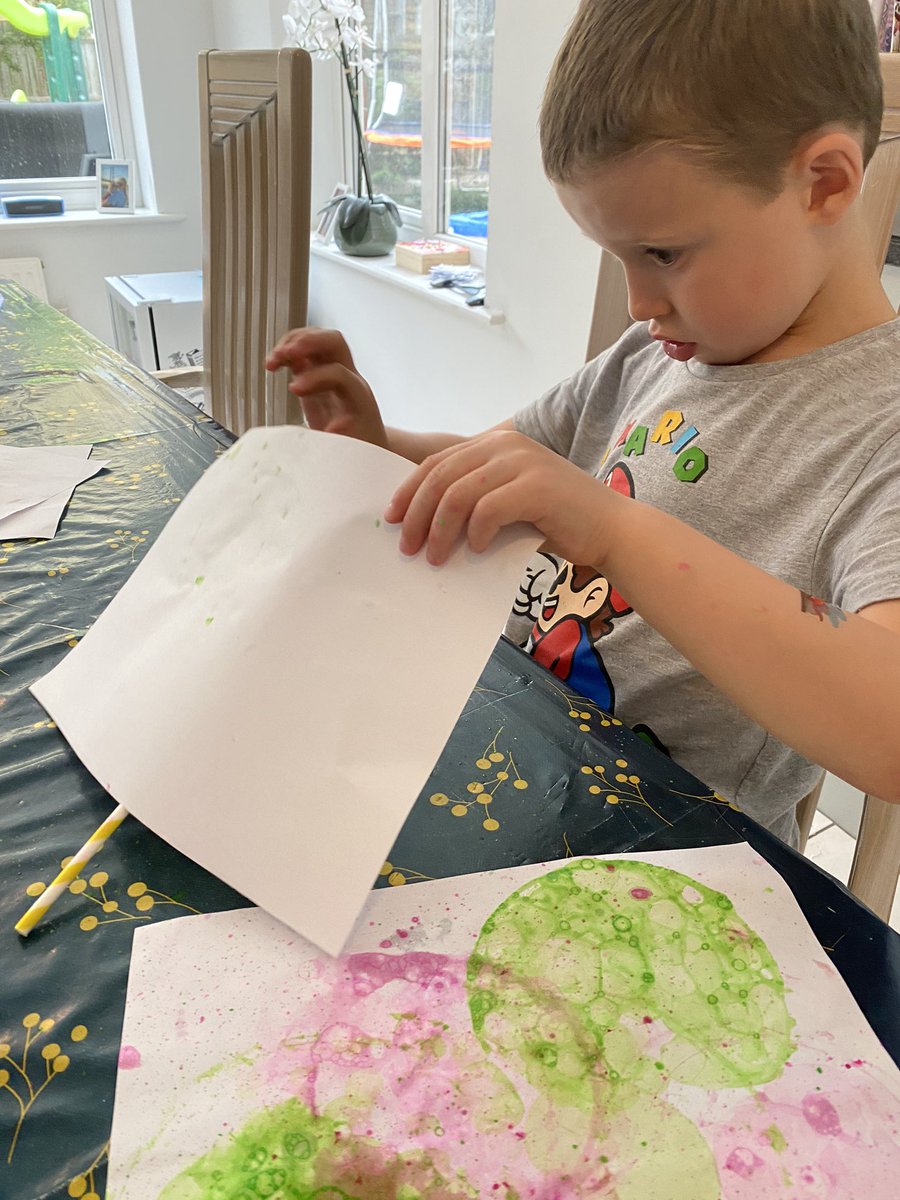 briggs_stef's tweet photo. Harry loved doing bubble painting and was very excited by all the patterns on the paper at the end! @WhiteCourtScho1 @MissHughes_FSH https://t.co/5AyEMBo05n