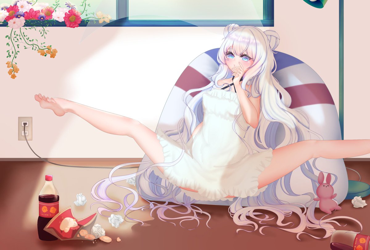 #アズレン
#ル・マラン
ル・マランちゃんのぐーだらなお昼🌞🥤 