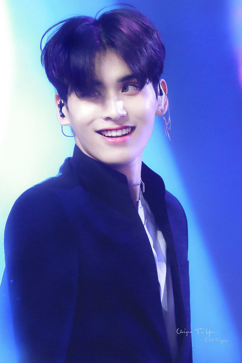 uniquetoyou0228's tweet photo. [HQ] 181201 MMA 🌞

#Dance_War #Red28
#SF9 #Yootaeyang #Taeyang
#유태양 #태양
#柳太陽
#テヤン https://t.co/gX6DRsuosU
