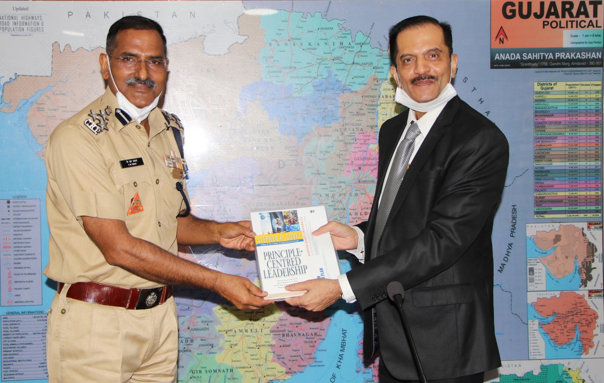 RakshaUni's tweet photo. The #DirectorGeneral of #RSU visited #DIG of #CRPFGandhinagar to talk on mutual interests. #Ideas, #Views #Research & #Training will be exchanged.
There will be #VisitingLectures by officers of Law too!
@crpfindia #CRPF
#SecurityAcademy #CRPFGujarat
#IdeaExchange #Gujarat https://t.co/EwKoaHPUui