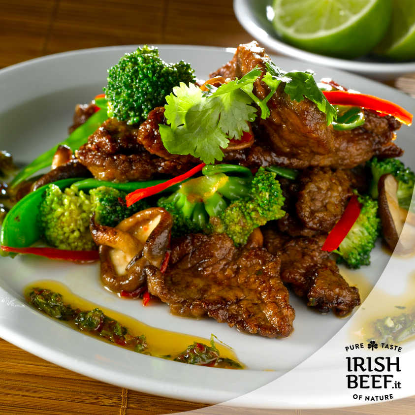 Manzo di #IrishBeef saltato in padella con broccoli, una ricetta estiva fantastica!
​
​​Scopri la ricetta sulla nostra pagina FB, qui: facebook.com/irishBeef.it/