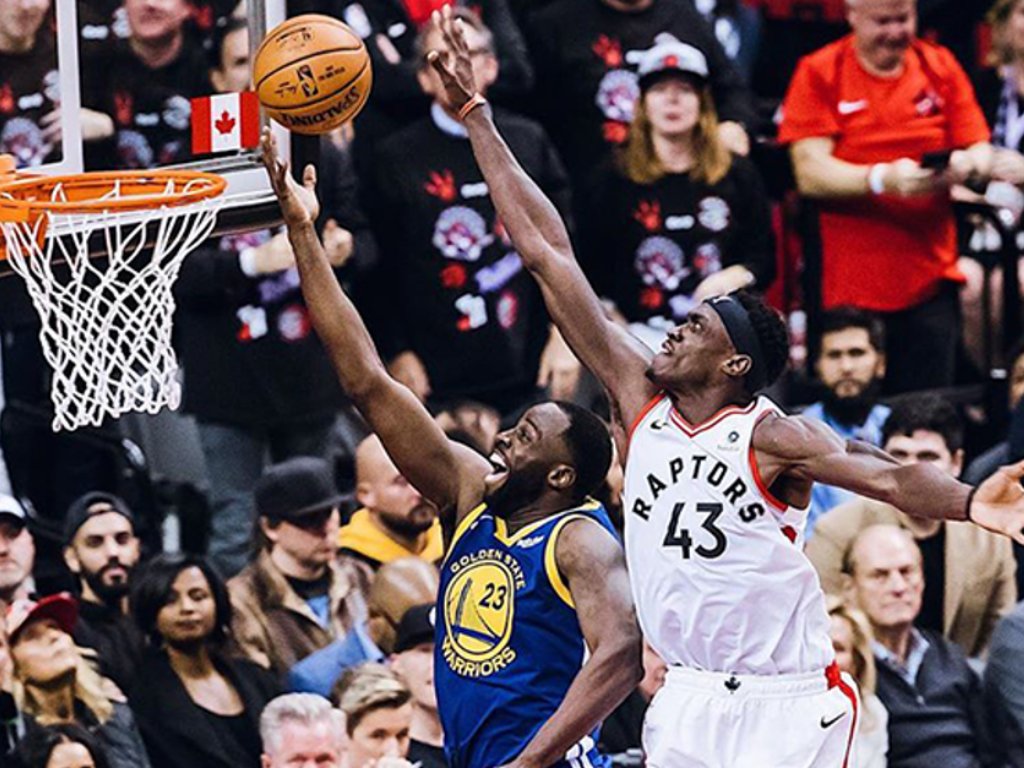 BAIComms's tweet photo. It’s been a year since the #Toronto @Raptors won the NBA championship. As millions gathered to celebrate, immense pressure was put on the #TTC subway. Here’s how data insights derived from BAI’s subway Wi-Fi network can help optimize future city events.
https://t.co/W3lZzymab9 https://t.co/bZSsViydl8
