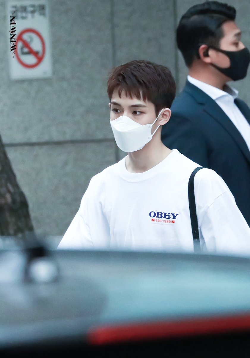 amberww666's tweet photo. 200612 music bank
HD
🦋🦋

#董思成 #윈윈 #winwin #ウィンウィン
#WayV #WeiShenV #威神V https://t.co/m2DsXNzHas