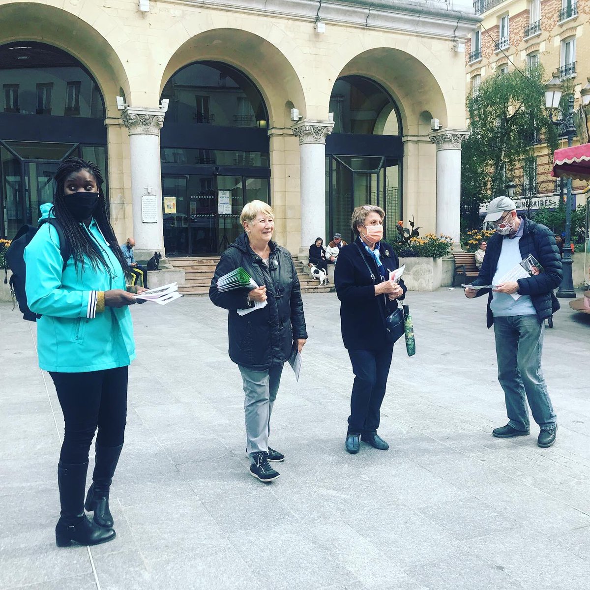 Sur le terrain, avec prudence et détermination ! Le 28 juin, nous comptons sur vous. #lionelbenharous2020 #leslilas2020 #leslilas #leslilasecologie