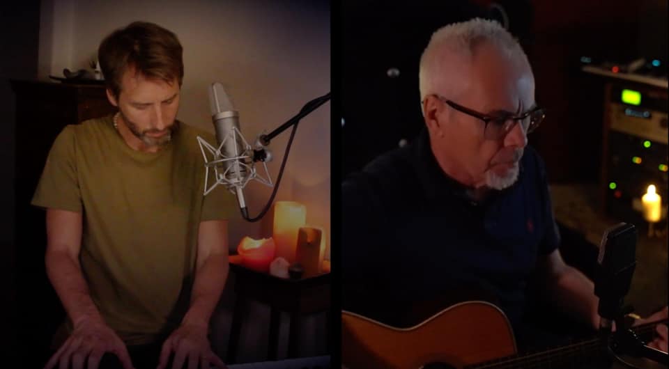 BackOnside's tweet photo. Tonight the "One and Only" @ChesneyHawkes is hosting his eighties themed Live and Unfiltered show & supporting @BackOnside ๐ค๐
Special guest @NikKershaw
Check out https://t.co/9Xs8891FA8 for more info on all Chesney's shows
#BackOnside #SupportThroughMusic #MentalHealth https://t.co/IevJDpsMzH