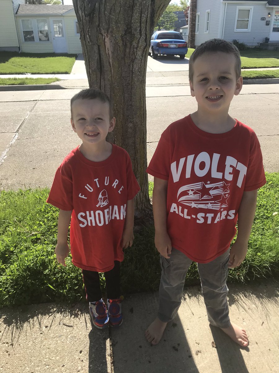 stacy2417's tweet photo. Itβs official... this fall we will have 2 Violet All Stars. Kindergarten and 2nd Grade watch out the Javenkoski Boyβs are ready to learn!ππ#mylsps #violetallstars #shoriannation #lakeshorefamily https://t.co/greaA16PTT