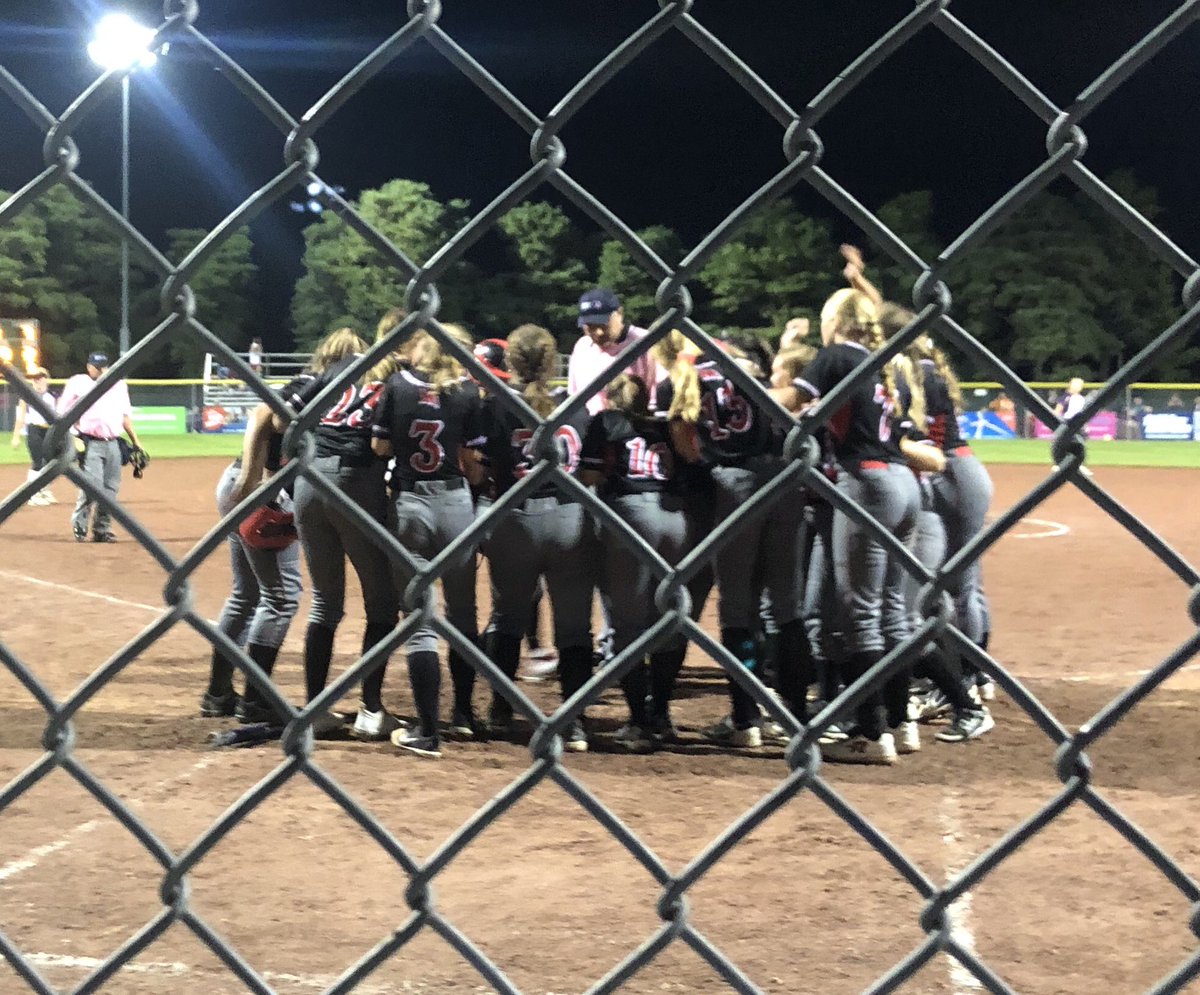 KSIB Radio (@ksibradio) on Twitter photo Coming off of a state tournament finish of 3rd in 2019, <a href="/ayr_mount/">Mount Ayr Activities</a> Softball returns 9 of 10 starters and is poised for a big year again. Head Coach <a href="/BretRuggles/">Bret Ruggles</a> joins to talk about the early season ranking and the new year.
🔗:ksibradio.com/returning-a-lo… Coming off of a state tournament finish of 3rd in 2019, <a href="/ayr_mount/">Mount Ayr Activities</a> Softball returns 9 of 10 starters and is poised for a big year again. Head Coach <a href="/BretRuggles/">Bret Ruggles</a> joins to talk about the early season ranking and the new year.
🔗:ksibradio.com/returning-a-lo…