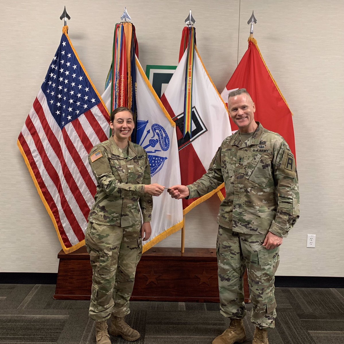 Thomas_S_James's tweet photo. Congratulations 2LT Anne Marie Wright.  She participated in today’s virtual National Commissioning.  @SecArmy @VCSA37 @ArmyROTC @CG_ArmyROTC @PaulFunk2 @TRADOC @FORSCOM #VirtualCommissioning #WinningMatters https://t.co/OKTYWn9xe4