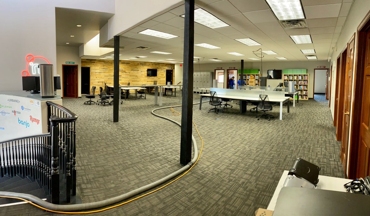 WorkInProgress's tweet image. We have a cleaning crew here making sure our space is free of germs and grime. We've also installed MERV 13 hospital-grade filters along with hand sanitizer stations around the building. 👊
Still working from home? What are you waiting for? We're back open and ready for you!
