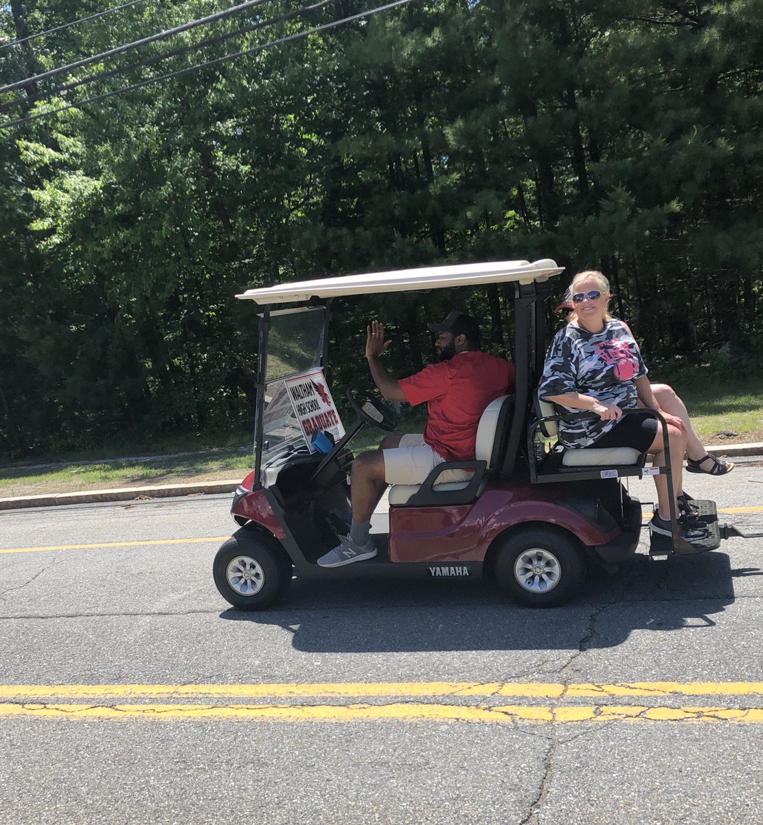 WHSHawk's tweet image. Amazing show of staff all around the school today to support the seniors on their ‘final laps’❤️🤍 Congrats @WHSCO20 @BraggsWHS2020 @WalthamHS2020