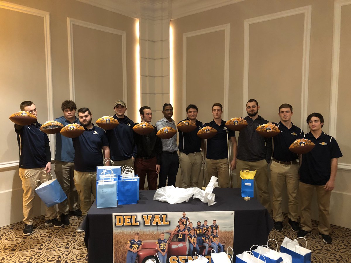 delvalfootball's tweet photo. Congratulations Class of 2020!!! So proud of each and everyone of these young men!!! Here’s to the next chapter!!! #alwaysaterrier #seniorstrong #DVFB 🐾🏈🎓 https://t.co/LZemeYw1xl