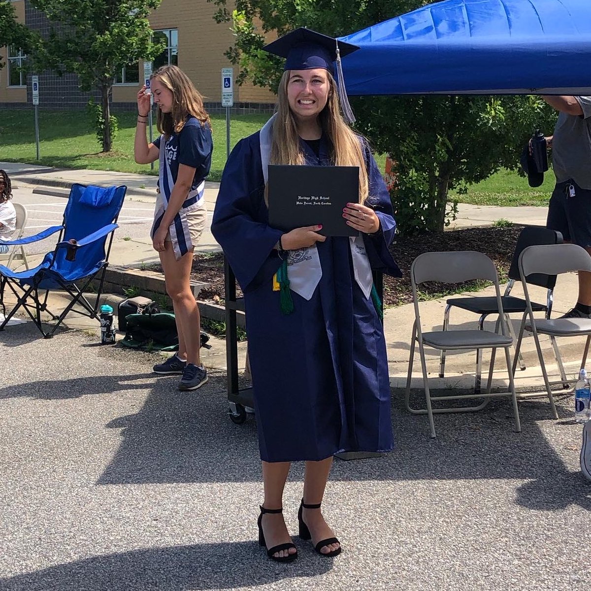 Allison Hays tweet media